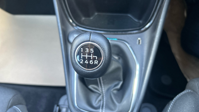 Ford Puma 1.0 EcoBoost Hybrid mHEV Titanium 5dr Petrol Hatchback